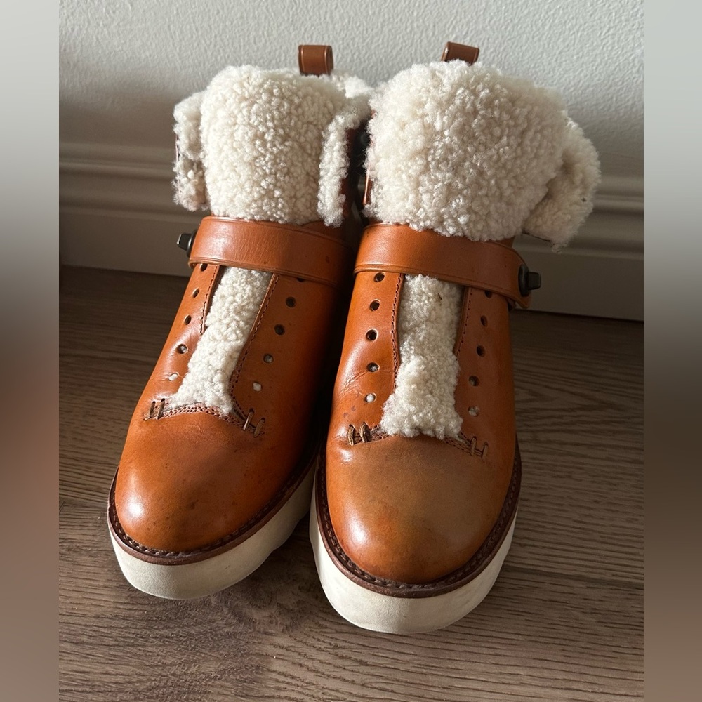 Women’s Coach leather shearling platform boots with buckle size 9.5